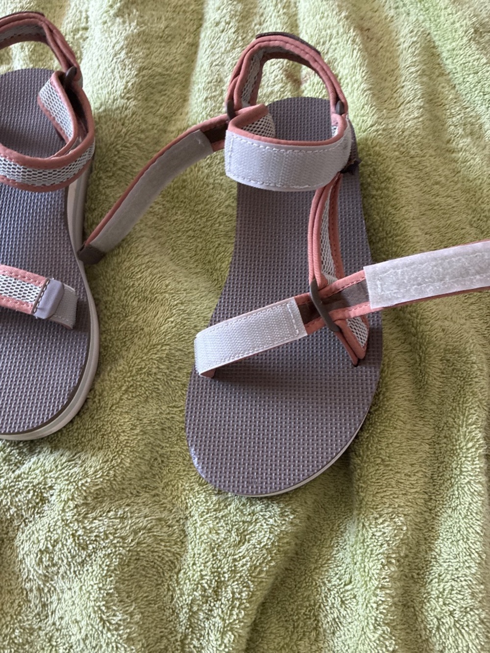 Sandals - Picture 3 of 6